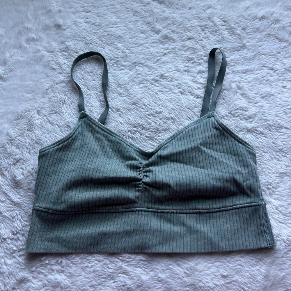OFFLINE by Aerie Recharge Ribbed Ruched V-Neck Sports Bra Sage Green XS Cozy Fit